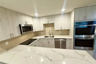 11049 18th Ave SW, Seattle, WA 98146 - Photo 15