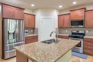 23119 36th Dr SE, Bothell, WA 98021 - Photo 7