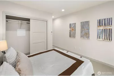 8042 35th Avenue NE #B, Seattle, WA 98115 - Photo 21