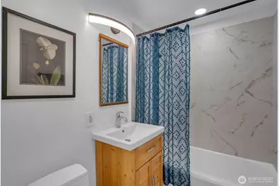 6904 S 124th Street, Seattle, WA 98178 - Photo 9