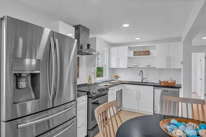 6904 S 124th Street, Seattle, WA 98178 - Photo 11