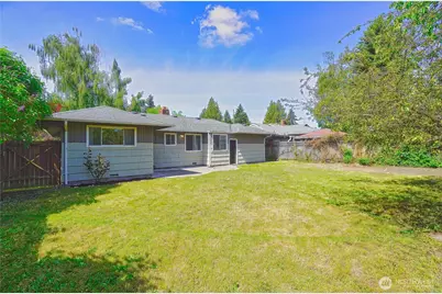 10746 63rd Avenue S, Seattle, WA 98178 - Photo 27