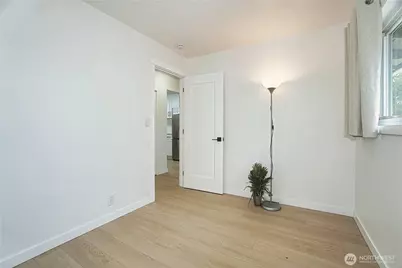 10746 63rd Avenue S, Seattle, WA 98178 - Photo 19