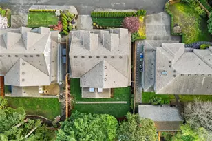 10610 NE 28th St, Bellevue, WA 98004 - Photo 33