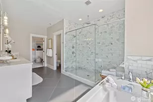 10610 NE 28th St, Bellevue, WA 98004 - Photo 17