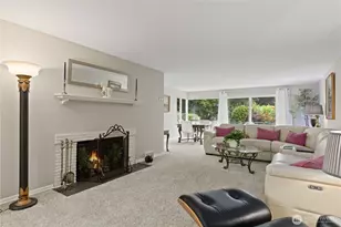 707 W Bertona St, Seattle, WA 98119 - Photo 13