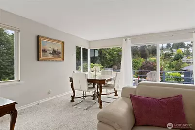 707 W Bertona Street, Seattle, WA 98119 - Photo 15