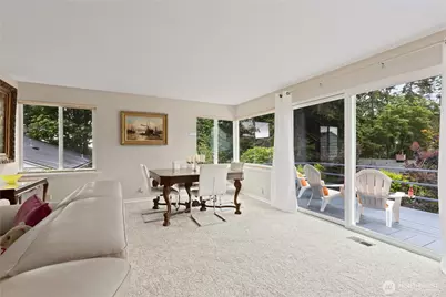 707 W Bertona Street, Seattle, WA 98119 - Photo 17
