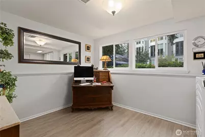 707 W Bertona Street, Seattle, WA 98119 - Photo 31