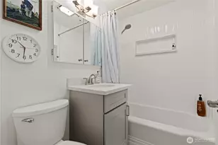 707 W Bertona St, Seattle, WA 98119 - Photo 27