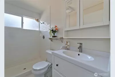 12015 NE 161st Street, Bothell, WA 98011 - Photo 9