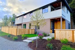 10202 44th Ave SW, Seattle, WA 98146 - Photo 1