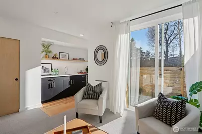 515 Howe #A, Seattle, WA 98109 - Photo 23