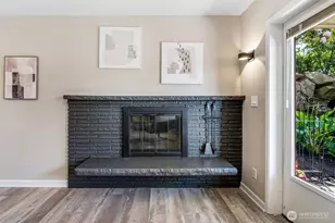 75 E Lynn St, Seattle, WA 98102 - Photo 3