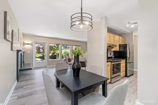 75 E Lynn St, Seattle, WA 98102 - Photo 7
