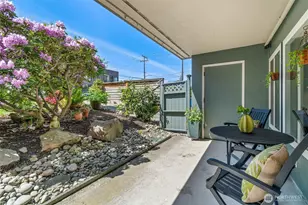 75 E Lynn St, Seattle, WA 98102 - Photo 15