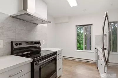 8611 Zircon Drive SW #F5, Lakewood, WA 98498 - Photo 11