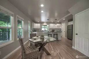 1406 Eskridge Blvd SE, Olympia, WA 98501 - Photo 9