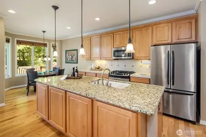 12652 Sunbreak Way NE, Redmond, WA 98053 - Photo 17