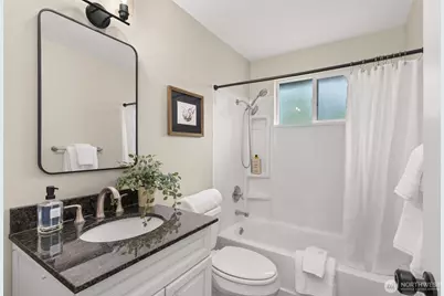 10417 17th Avenue SW, Seattle, WA 98146 - Photo 17