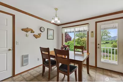 218 W Sunny Sands Road, Cathlamet, WA 98612 - Photo 11