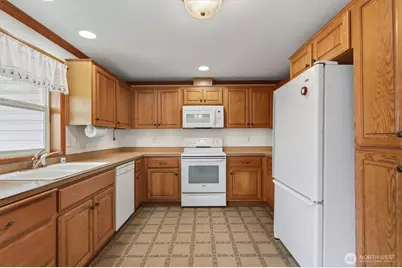 218 W Sunny Sands Road, Cathlamet, WA 98612 - Photo 13