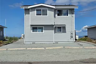 2629 W Beach Rd, Oak Harbor, WA 98277 - Photo 3