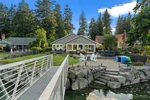 4221 Forest Beach Dr NW, Gig Harbor, WA 98335 - Photo 3