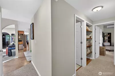 2452 Hemenway Place, Oak Harbor, WA 98277 - Photo 11