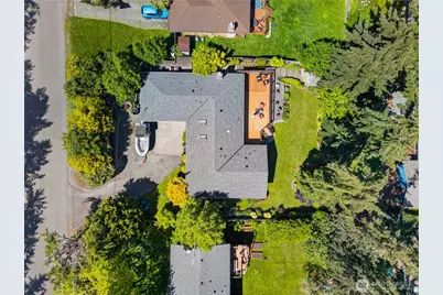 2452 Hemenway Place, Oak Harbor, WA 98277 - Photo 3