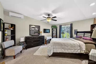2452 Hemenway Place, Oak Harbor, WA 98277 - Photo 13