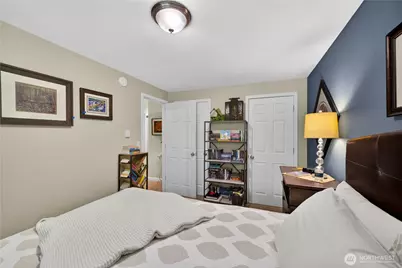 2452 Hemenway Place, Oak Harbor, WA 98277 - Photo 9