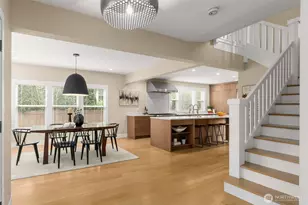 170 Lynn St, Seattle, WA 98109 - Photo 7