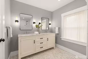 170 Lynn St, Seattle, WA 98109 - Photo 23