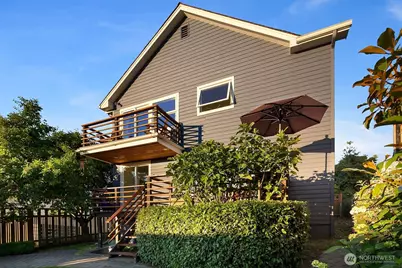 3627 12th Avenue W, Seattle, WA 98119 - Photo 3