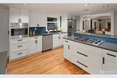 3627 12th Avenue W, Seattle, WA 98119 - Photo 23