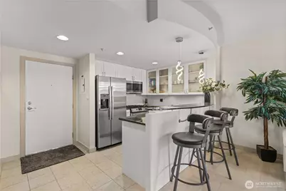 2929 1st Avenue #218, Seattle, WA 98121 - Photo 3