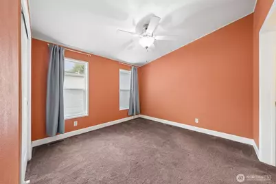 1226 Maple Drive, Enumclaw, WA 98022 - Photo 9