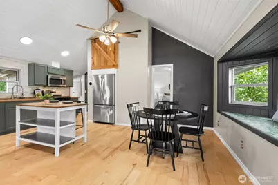 6096 E Collins Road, Port Orchard, WA 98366 - Photo 9