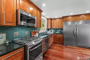 10706 219th Ave Ct E, Buckley, WA 98321 - Photo 11