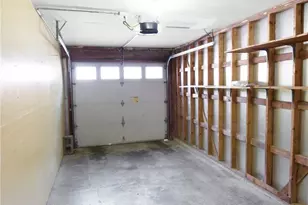 317 SW 112th St, Seattle, WA 98146 - Photo 17