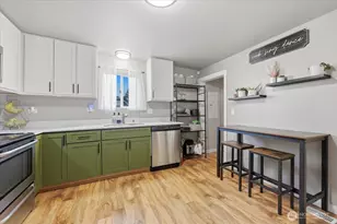 717 S 58th St, Tacoma, WA 98408 - Photo 9