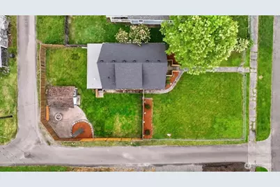717 S 58th Street, Tacoma, WA 98408 - Photo 5