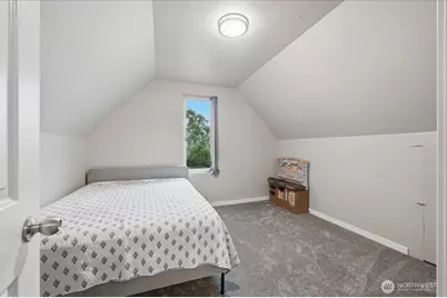 717 S 58th Street, Tacoma, WA 98408 - Photo 17