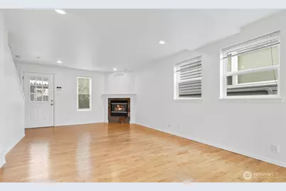 3633 22nd Avenue W #B, Seattle, WA 98199 - Photo 17