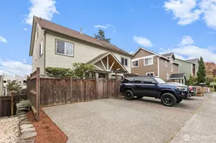 3633 22nd Ave W, Seattle, WA 98199 - Photo 5