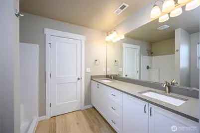 123 E 9th Avenue #50, Moses Lake, WA 98837 - Photo 17