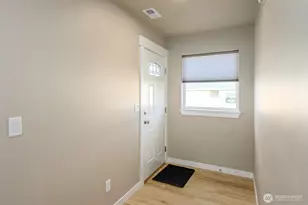 123 E 9th Ave, Moses Lake, WA 98837 - Photo 5