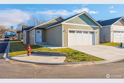 123 E 9th Avenue #50, Moses Lake, WA 98837 - Photo 1