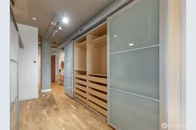 2720 3rd Avenue #416, Seattle, WA 98121 - Photo 11